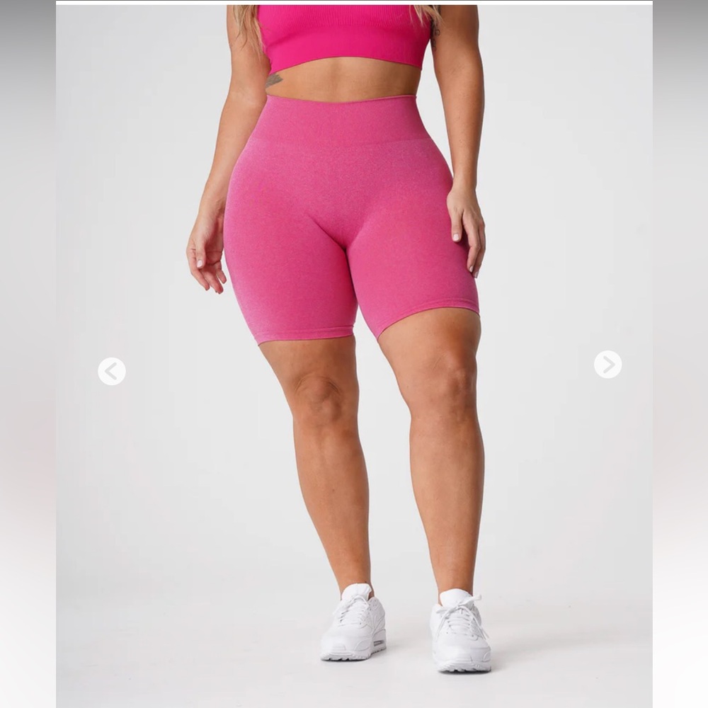 NVGTN Women's Fuchsia Pro Seamless Shorts